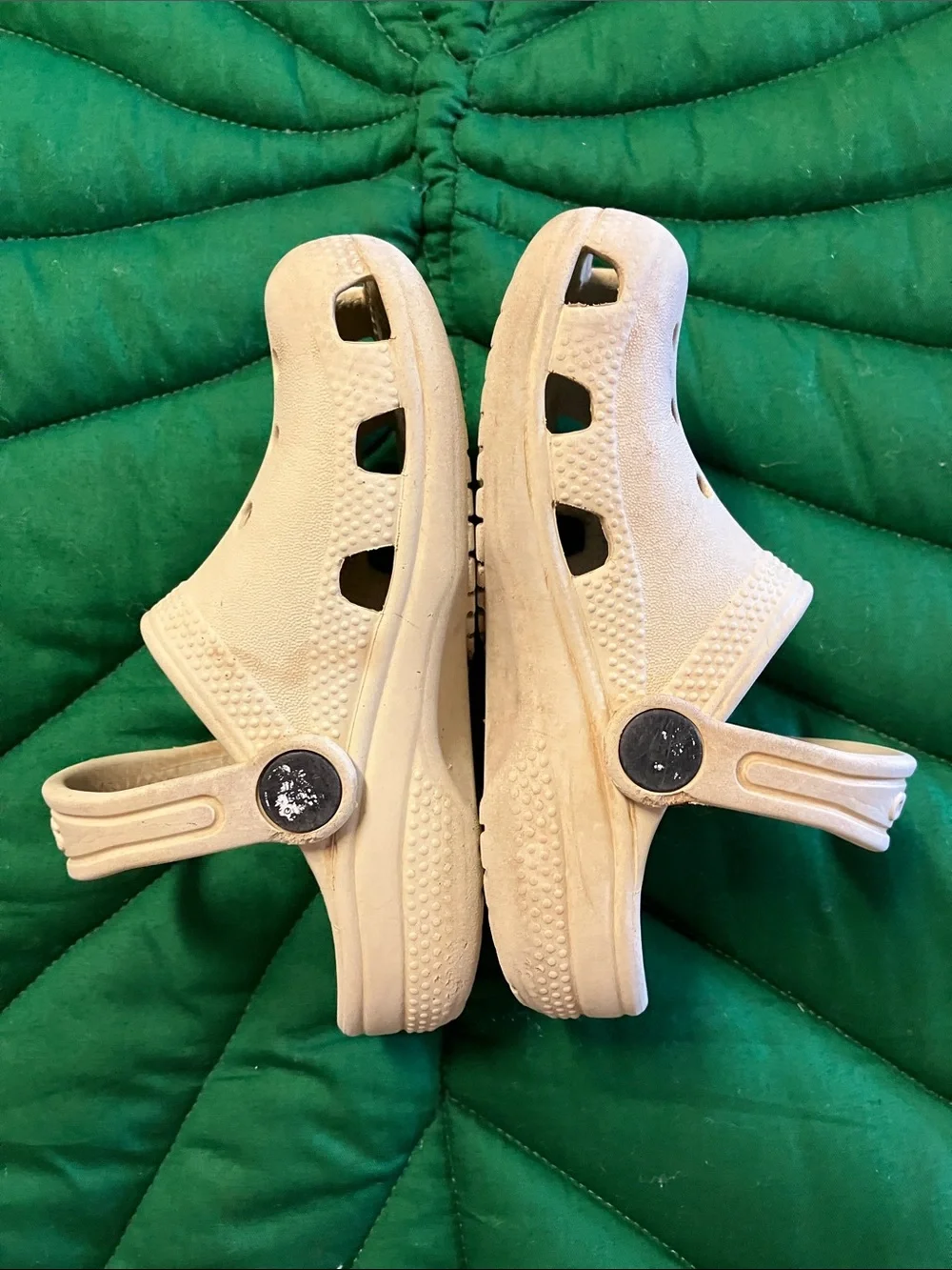 CROCS cream beige